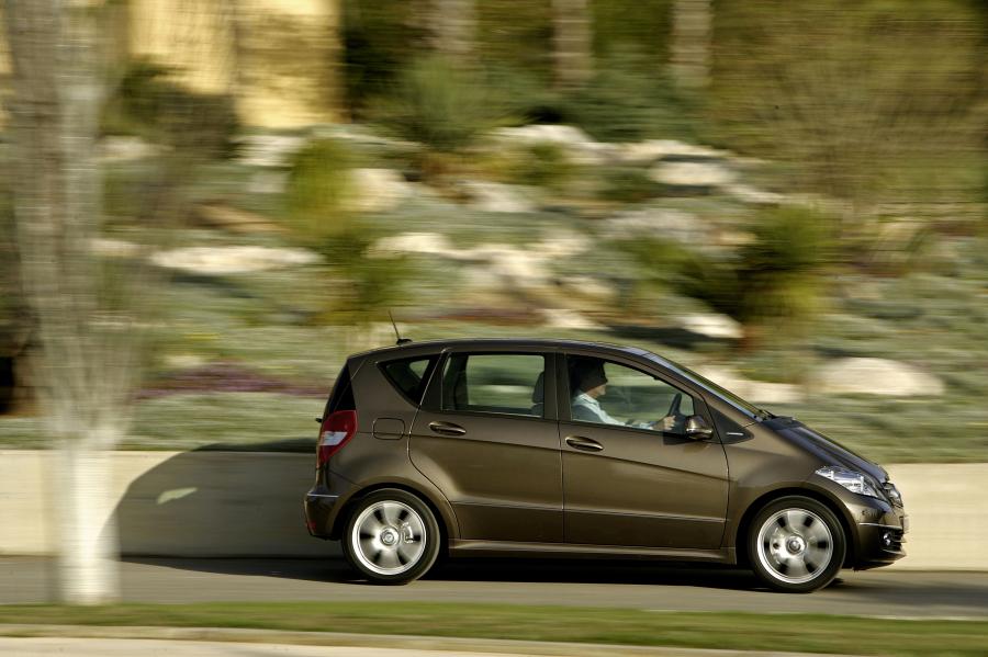  Mercedes-Benz A200 5-Door (W169) 2008 года  (фото 8 из 21)